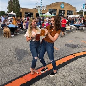 Meet your Posher, Jennifer